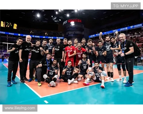 成都网球队以67分领跑精英赛积分榜展现强劲实力