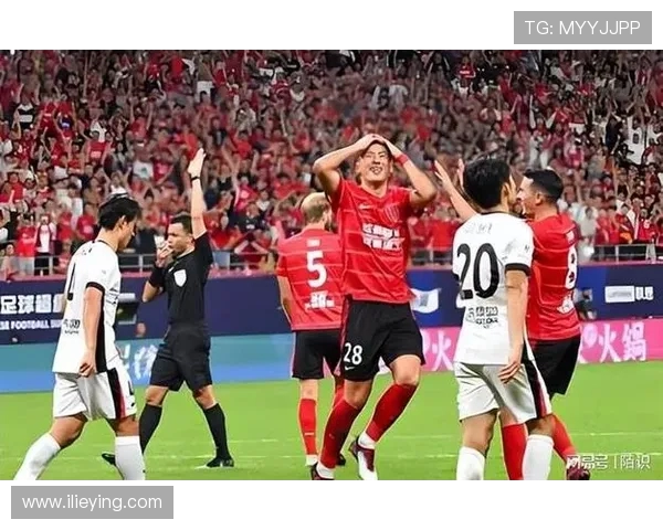 阿超河床迎战防卫者激战即将上演球迷期待精彩对决 阿超河床迎战防卫者激战即将上演球迷期待精彩对决