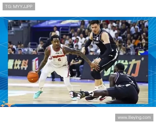 马尚布鲁克斯的篮球之路：从新秀到明星的成长历程与成就分析