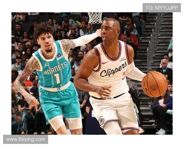 黄蜂与快船在深圳展开激烈对决球迷期待精彩表现与胜利时刻 黄蜂与快船在深圳展开激烈对决球迷期待精彩表现与胜利时刻