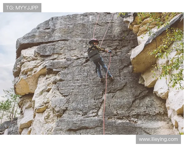 极限运动的魅力：深入了解上海极限运动队的技术与训练秘诀